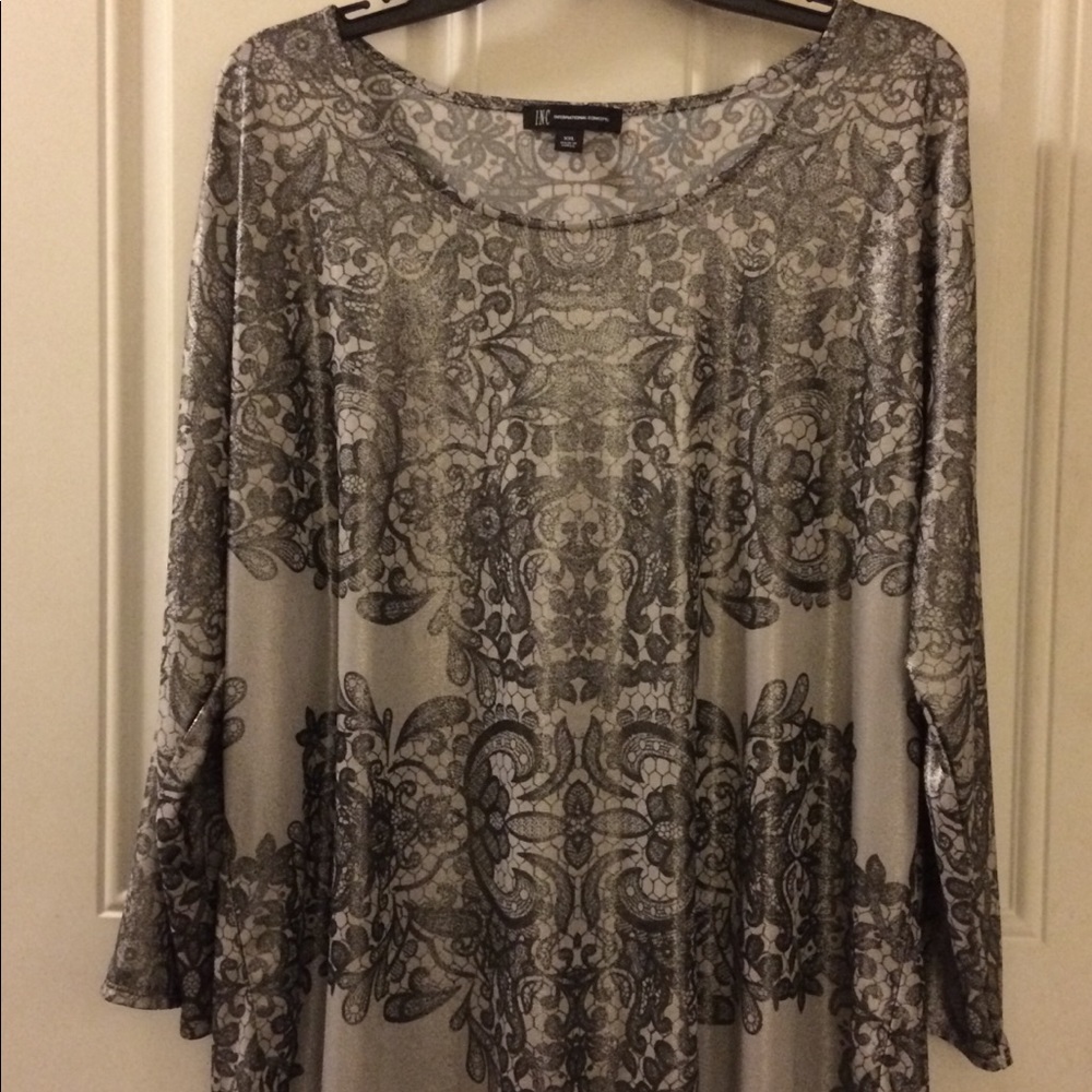 INC Split Sleeve Top Size XXL